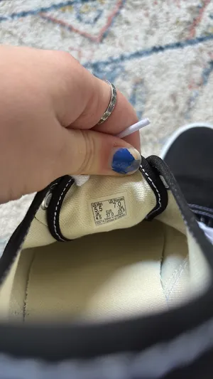 Vans Shoes Women’s thumbnail 4