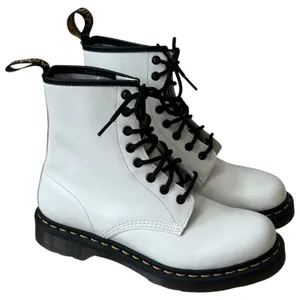 Dr. Marten's Patent Leather White 1460 Lace‎ Up Boots Capsule Grunge Rocker 8 thumbnail 6