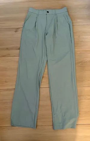 NEW Womens Tall Sage Green Wide Leg Elastic Waist Pants 32/34 thumbnail 1