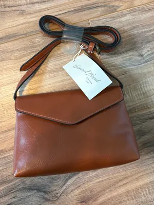 Universal Threads Crossbody Purse thumbnail 1