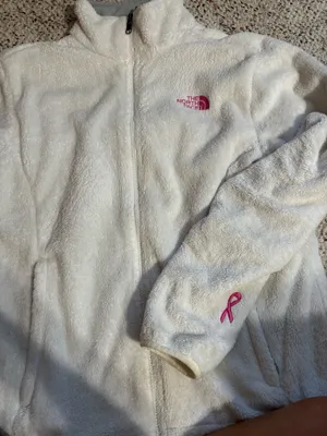 North Face Fuzzy jacket  thumbnail 3