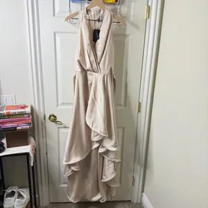 Mooyius Midnight Elegance Satin Halter Ruffle Gown Chamagne Womens‎ Size L thumbnail 3