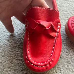 Cherry Red Bow Loafers Women’s Size 5 NWOT Faux Leather Moccasins thumbnail 6