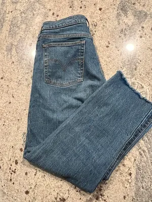 Levi's Wedgie Straight Jeans thumbnail 6