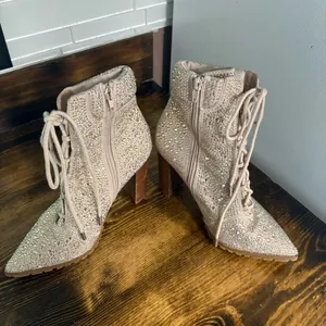 Steve Madden Illisa Rhinestone Lace‎ Up Booties Size 7.5 thumbnail 7