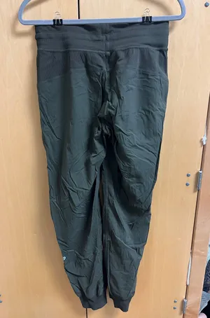 Lululemon Dance Studio Jogger Army Green thumbnail 4