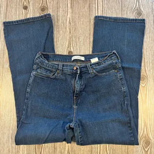 Levi’s 512 Boot Cut Women’s Denim Jeans size 12 Short thumbnail 1
