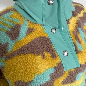The North Face Fleece 1/4 Snap Pullover thumbnail 9