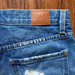 BDG urban outfitters boyfriend‎ low rise distressed shorts size 24 thumbnail 7