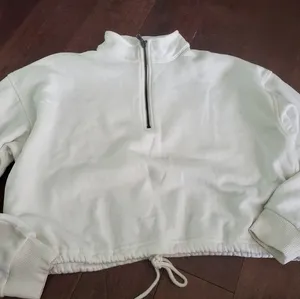 American Eagle Ann-mazingly soft cropped 1/4 zip in white size small women's thumbnail 1