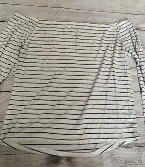 Off The Shoulder Long Sleeve Shirt Size L thumbnail 4