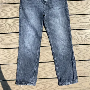 Zara dark wash grey black size 2 26 mom jeans high waisted thumbnail 2