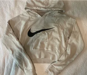 Nike Workout Crop Sweatshirt thumbnail 1