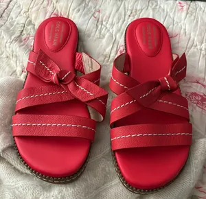 Cole haan sandals beautiful brand new condition 7 1/2 thumbnail 1