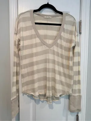 NWOT Free People We The Free Size S Tan Cream Striped Thermal Knit V Neck Top thumbnail 1