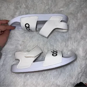Adidas White Open Tor Slip on with Back Sandal size women’s 7 thumbnail 3