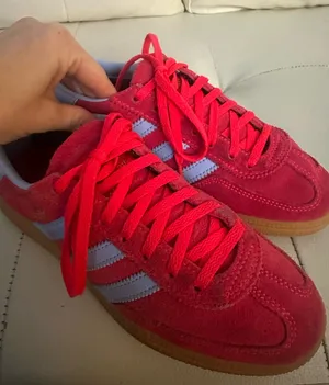 Adidas Women’s Shoes thumbnail 1