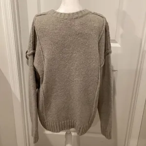 Cozy Women's Beige Crew Neck Sweater Gray Size M thumbnail 3