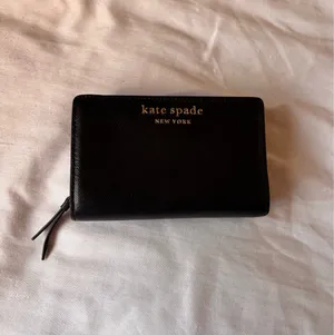 Kate spade purse + wallet  thumbnail 8