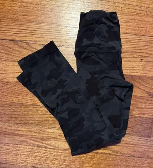 Lululemon Green Camo  leggings thumbnail 1