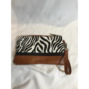 Boetree Boutique Zebra Print Canvas Wristlet EUC thumbnail 2
