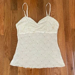 Beautiful BCX lace Y2K Vintage Tank Top thumbnail 1
