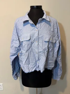 NWT Wild Fable Crop Top Button Down Shirt in Size XL thumbnail 1