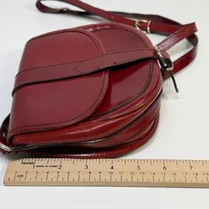 Ann Taylor Vintage Burgundy Leather‎ Saddle Bag Crossbody Made in Italy Classic thumbnail 9