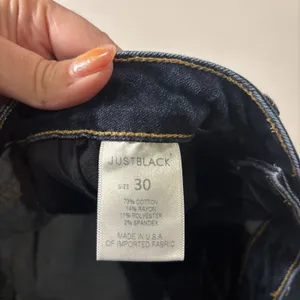 Just Black Jeans Women‎ Size 30 Dark Wash Distressed Denim Flare Pants Made USA thumbnail 3