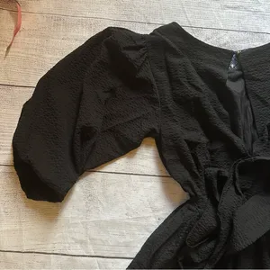Anthropologie Francesca Balloon Sleeved Textured Romper Black Size XS thumbnail 9