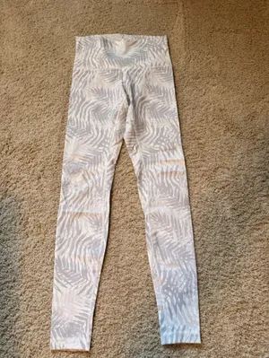 Lululemon Printed Leggings in Light Gray Palm Leaf thumbnail 2