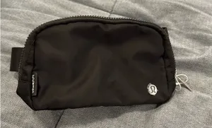 Black Lululemon Everywhere Belt Bag 1L thumbnail 1