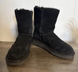 Women's UGG Size 7 Marciela II Water Resistant Boots‎ Suede Buckles thumbnail 1