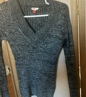 FINAL MARKDOWN LEI shimmery Knit Sweater large thumbnail 1