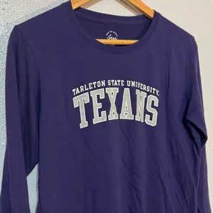 Gear for Sports Tarleton State University Texans Long Sleeve T-Shirt Shirt Purple TSU XL Y2K thumbnail 2