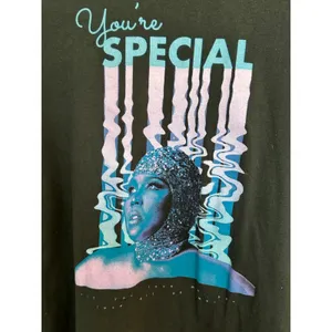 Lizzo Charcoal You're Special Tour Tshirt Women's Sz Medium thumbnail 5
