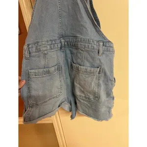 So Light Blue Denim Overalls Shorts Adjustable Straps Women's L Comfortable & Ca thumbnail 4