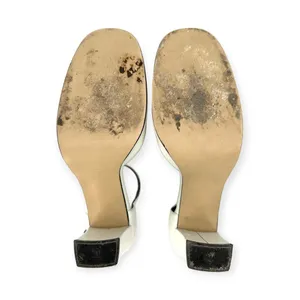 Andrea Coleccion | Size 8 | White Leather Round Toe Chunky 4 Inch High Heel Pump thumbnail 10