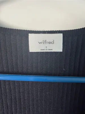 Wilfred Black Ribbed Wrap Crop Top thumbnail 4