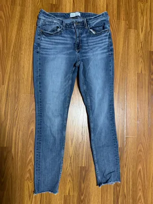 BKE Payton Skinny Stretch Mid rise Universal Fit Whiskered Rough Hem Ankle Jeans 31. thumbnail 2