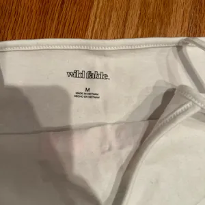 Wild Fable White Camisole with Gold and Pink Accents thumbnail 2