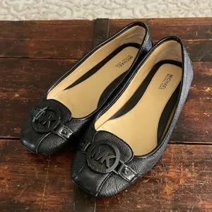 Michael Kors Black Leather Ballet Flats Size 7.5 thumbnail 2