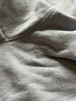 Gymshark Hoodie thumbnail 2