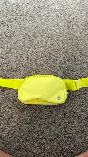 Lululemon Belt Bag thumbnail 3