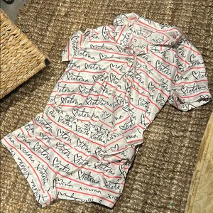 Victoria’s Secret Pink White Logo Two Piece Pajama Sleep Set Size Small thumbnail 2