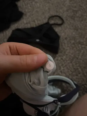 Lululemon bra  thumbnail 4