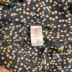 LOFT Ann Taylor Floral Print Ruffle Blouse Long Sleeve Casual Top Black Small‎ S thumbnail 6