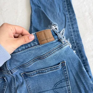 American Eagle Mom Jean Size 6 thumbnail 7