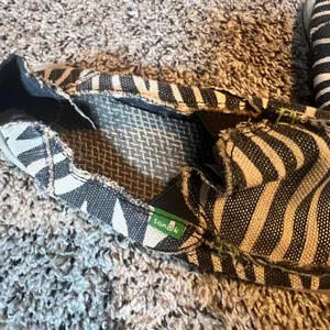 Sanuk Sidewalk Surfer Zebra Print Slip On Loafers Womens 7 Black White Textile‎ thumbnail 3