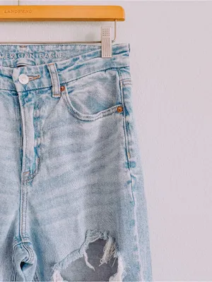 American Eagle Distressed Baggy Jeans. Size 6 thumbnail 2
